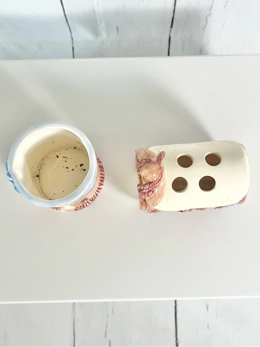 Vintage Ceramic Western Cowboy Saddle Toothbrush Holder & Cup Bathroom Set